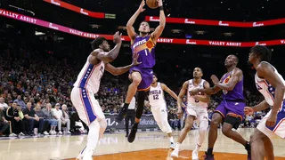 Resumen NBA: Nuggets vence a Bucks en el duelo de gigantes y Suns suma