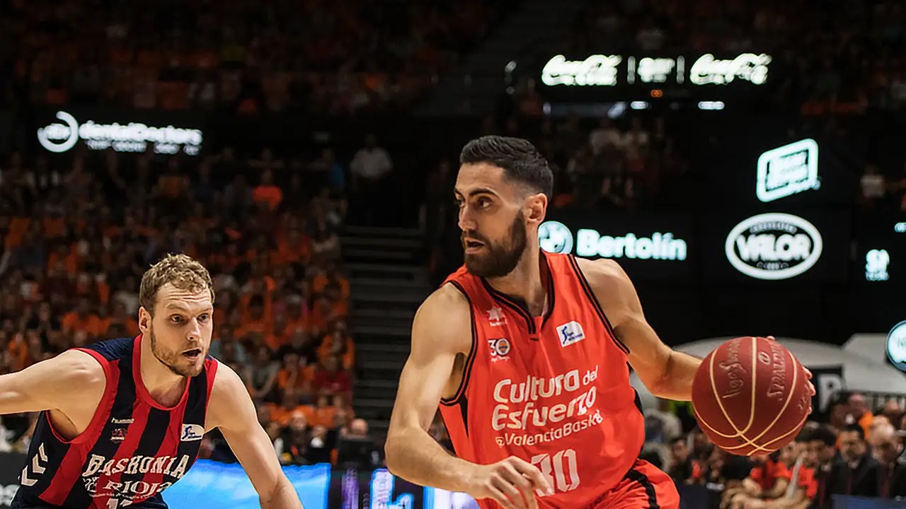 El Real Madrid piensa en Joan Sastre… y el Valencia en Jaka Blazic