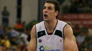 Maric se desvincula del C.B. Granada