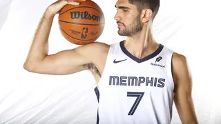 Los Grizzlies deciden sobre el contrato de Santi Aldama
