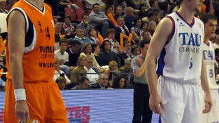 Oberto deja el Pamesa, ¿rumbo a la NBA?