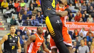 Iberostar suda la gota gorda ante un UCAM renacido (91-96)