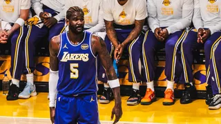 Tras la frustración, Deandre Ayton por fin disfruta en los Los Angeles Lakers