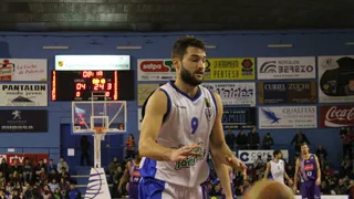 Forcada y Amo, un año más en El Prat. Fichajes de Cáceres, Burgos y Castellón