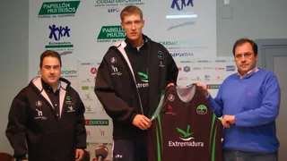 Fuenlabrada cede a su 2,13 Kaspars Berzins al Cáceres 2016 de la Adecco Oro