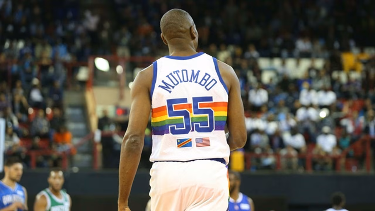 Los Denver Nuggets retirarán la camiseta de Dikembe Mutombo