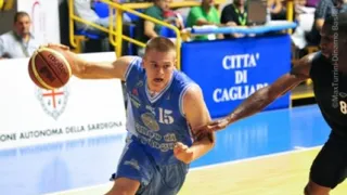 El internacional danés Esben Reinholt sustituirá a Milutinovic en Lleida