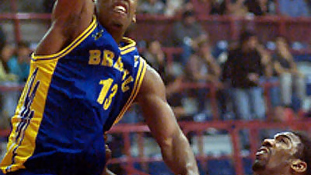 El gran Oscar Schmidt arremete contra los NBA de Brasil: Lenadrinho Barbosa y Nene Hilario