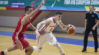 #U18M Fase de grupos (J1): Esteban y Font lideran el sprint final ante Croacia (74-62)