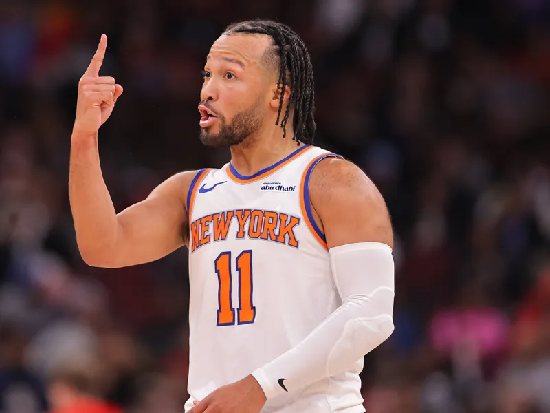 Jalen Brunson: dolor, grimaces y un fadeaway decisivo para dar el Game 1 a los Knicks