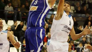 Liga griega (J6): la paloma se come al trébol, PAO cae de forma sorprendente ante Kavala. El “aussie” Aaron Baynes, MVP