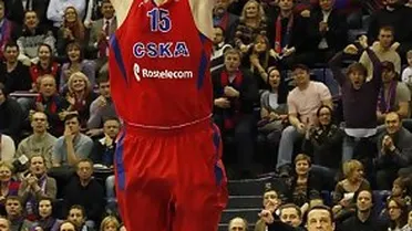 El Zar Andrei Kirilenko, MVP de la Euroliga. Lorbek, en el quinteto ideal; Navarro, en el segundo