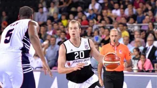 Michael Roll y Vladimir Stimac: 40 puntos, 50 de valoración y Besiktas a la final