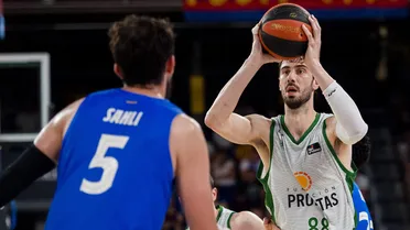 Playoffs ACB: La Penya roba el factor cancha gracias a un enorme tercer cuarto (81-87)