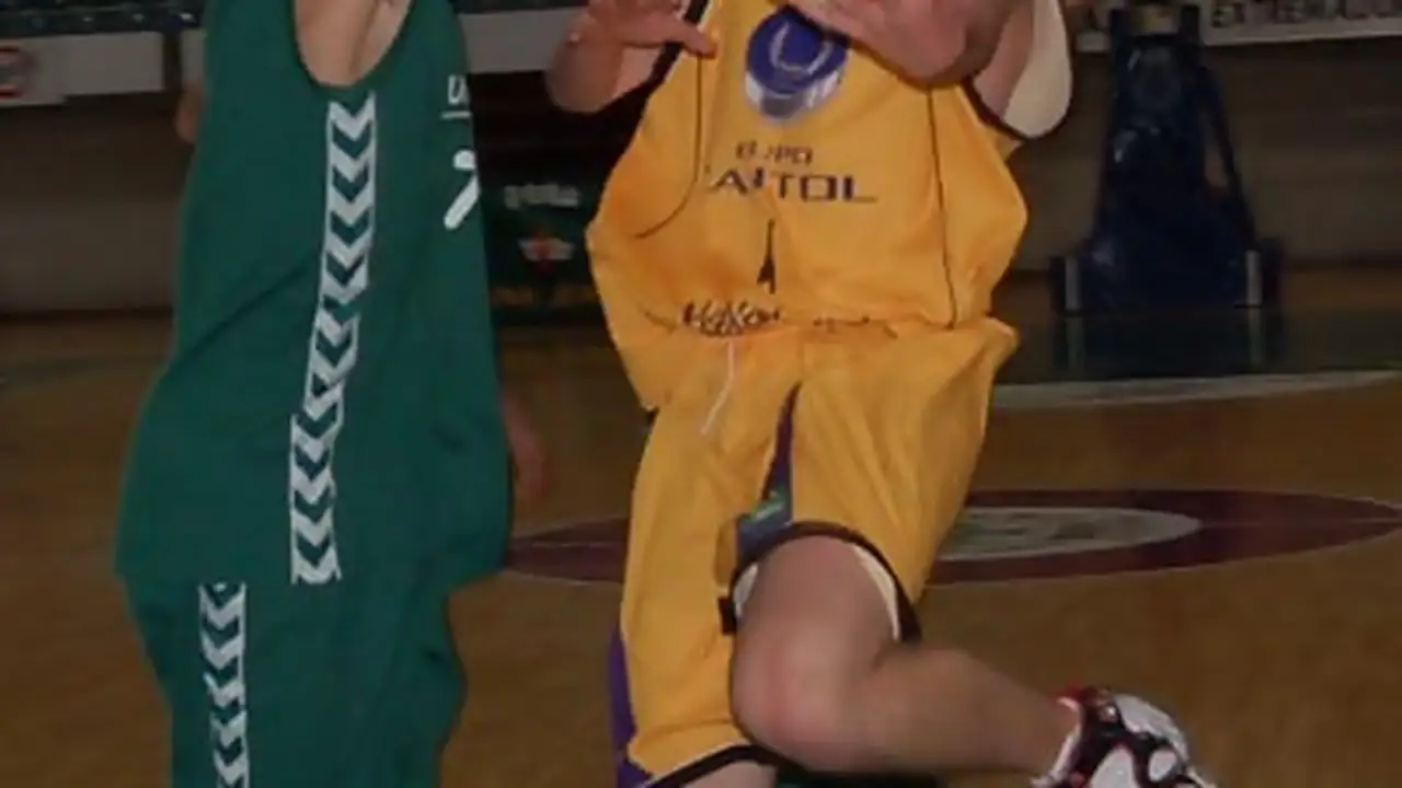 El anfitrión se hace con el I Torneo de Navidad Plasencia Excelente