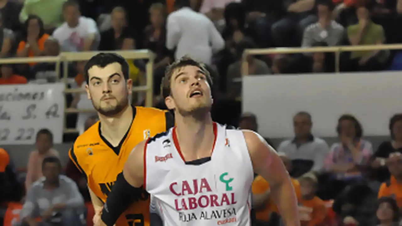 Un gran Splitter da la victoria al Baskonia en el retorno de Oleson y Herrmann a Fuenlabrada