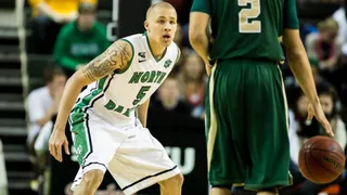 Troy Huff con un buzzer beater nos recuerda que la Locura de Marzo está cerca
