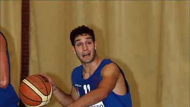 Álvaro Frutos, primer fichaje de Planasa Navarra