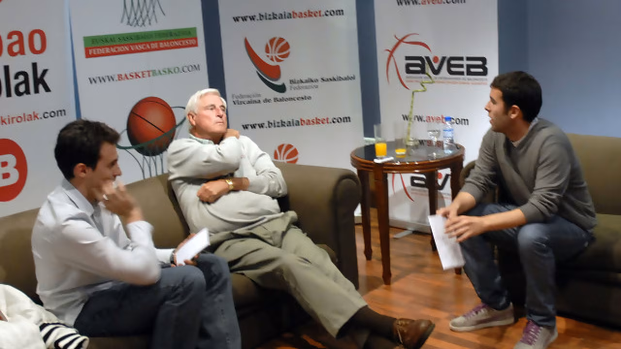Solobasket <i>meets</i> Bobby Knight