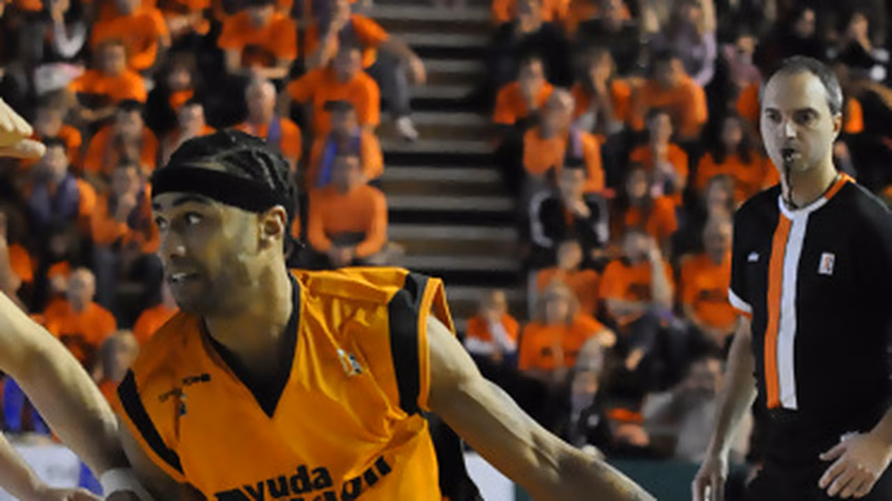 Gerald Fitch, MVP de la Jornada en Turquía con Aliaga, que ficha a ¡Kambala! Otros viejos conocidos de la ACB como Jan Jagla o Shammond Williams también recalan en la TBL