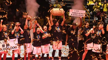 Viajando por el baloncesto: Sebas Saiz, campeón y destacado de la Emperors Cup de Japón