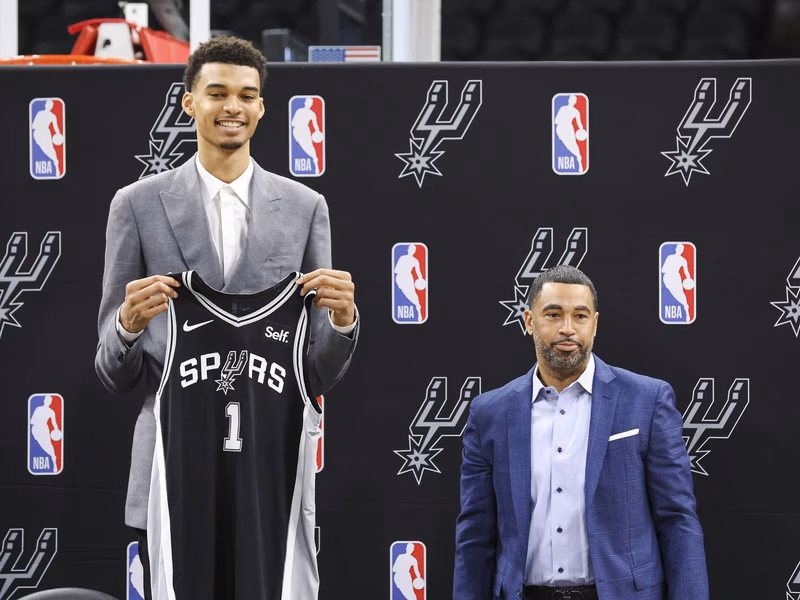 Llegó el día: el esperado debut de Wembanyama con San Antonio Spurs