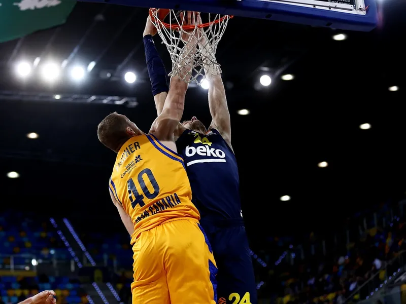 El Fenerbahce no da opciones al Herbalife Gran Canaria (64-82)