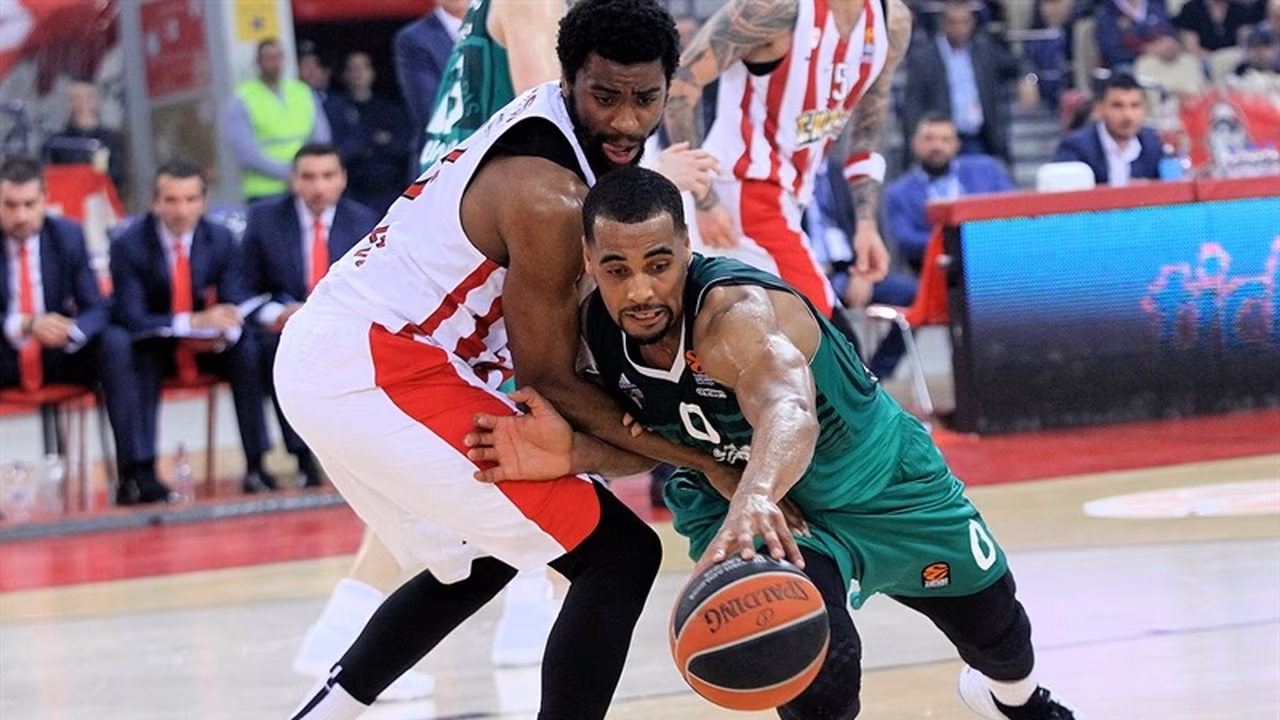 Brandon Davies, dos años al Barça ¿Próximas firmas, Abrines y Mirotic?