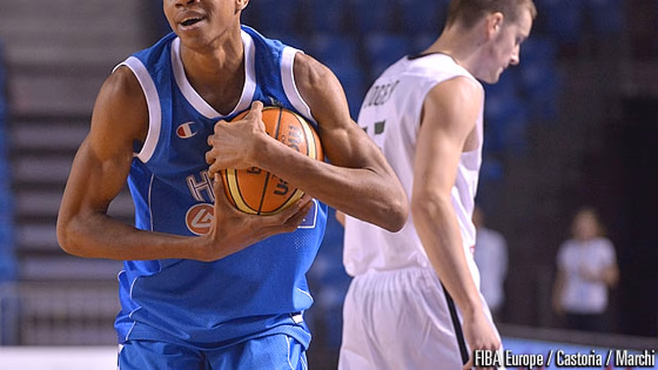 El CAI Zaragoza traspasa los derechos de Antetokounmpo a los Bucks