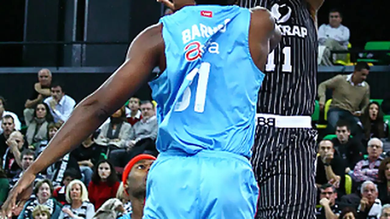 <i>Instant classic</i> en Miribilla: Gescrap Bizkaia vence a Asefa Estudiantes en un choque vibrante en el que Hamilton explotó (86-85)