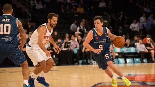 El “nuevo” Marcelinho Huertas se exhibe con un triple-doble en el Madison Square Garden