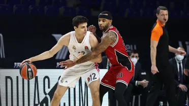 El Real Madrid no llega a remontar en un partido que dinamitó Delaney (76-80)