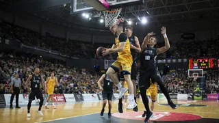 Duelo ofensivo en Miribilla con el Herbalife Gran Canaria más certero (90-97)