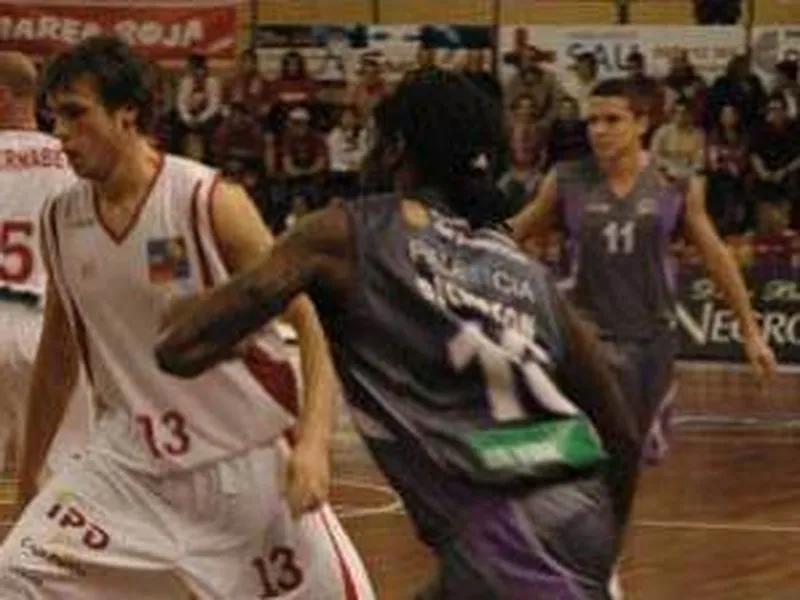 El ex-NBA Dickerson no seguirá en Palencia