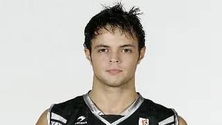 Asier Zengotita entrenará con iurbentia Bilbao Basket tras brillar en la Summer League de Treviso y realizar la pretemporada con el Angelico Biella