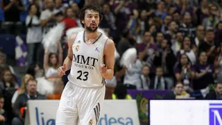 Llull enloquece al Palacio de los Deportes. Printezis deshincha al Unicaja y brilla Kleiza