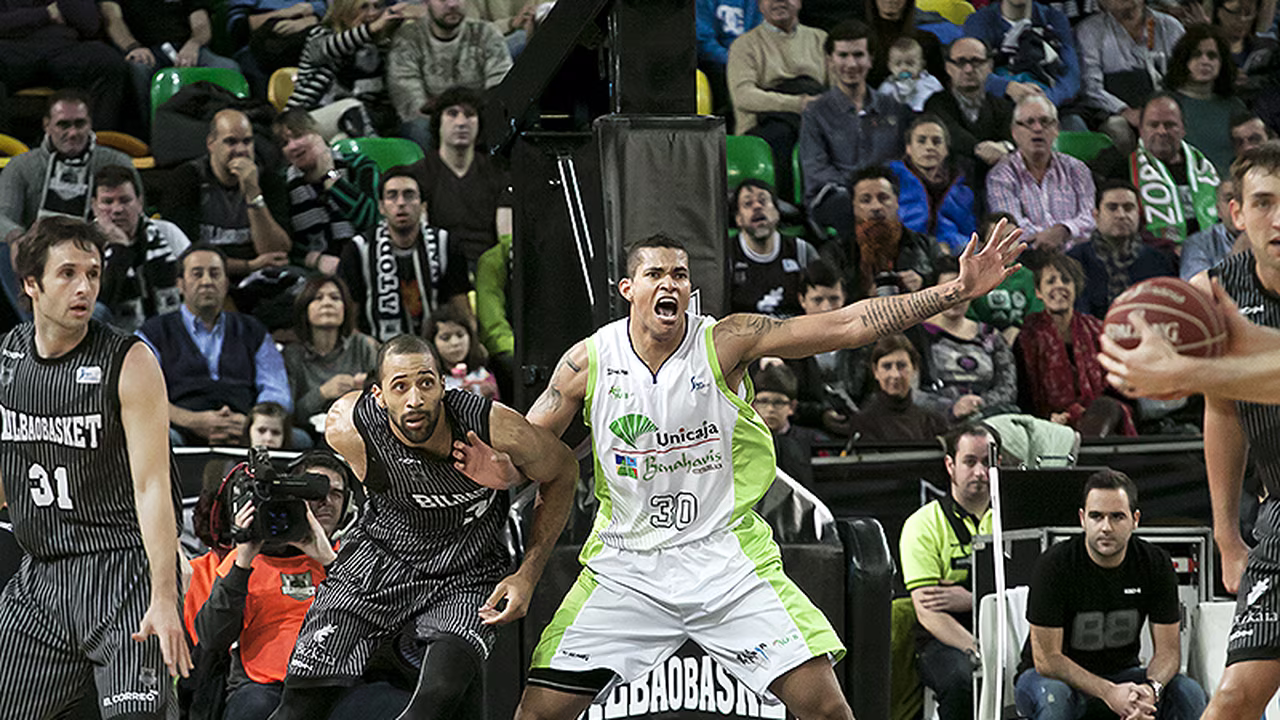 Rafa Hettsheimeir vuelve a casa: firma por 4 temporadas con Bauru Basket