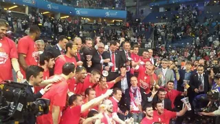 Euroleague Final Four, ¡Olympiacos remonta 19 puntos en 12 minutos y gana el título con una épica canasta de Printezis a 0.7 segundos del final!