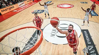 Entre nervios y cosas de gran jugador: Así ha sido el debut de Mirotic en Italia