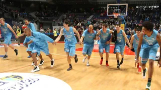 El Asefa Estudiantes se clasifica para la Copa tras arrollar a un Regal F.C Barcelona en cuadro (88-66)