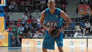 Victoria balsámica para curar heridas e Imbroda compara a Gomis con Bullock