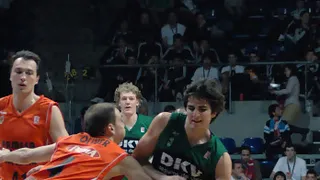 Oda al baloncesto de Ricky Rubio y el DKV