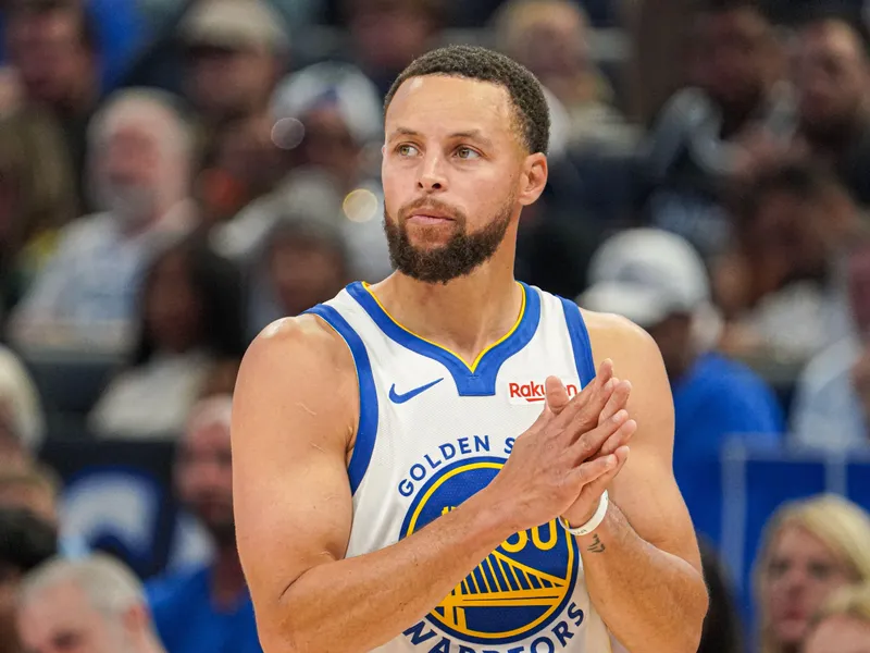 Curry no tiene prisa por negociar su extensión, pero es categórico sobre su futuro