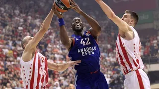 Devotion Diaries: fin a la racha de Estrella Roja. EA7 remonta 25 puntos. D. Brown, MVP
