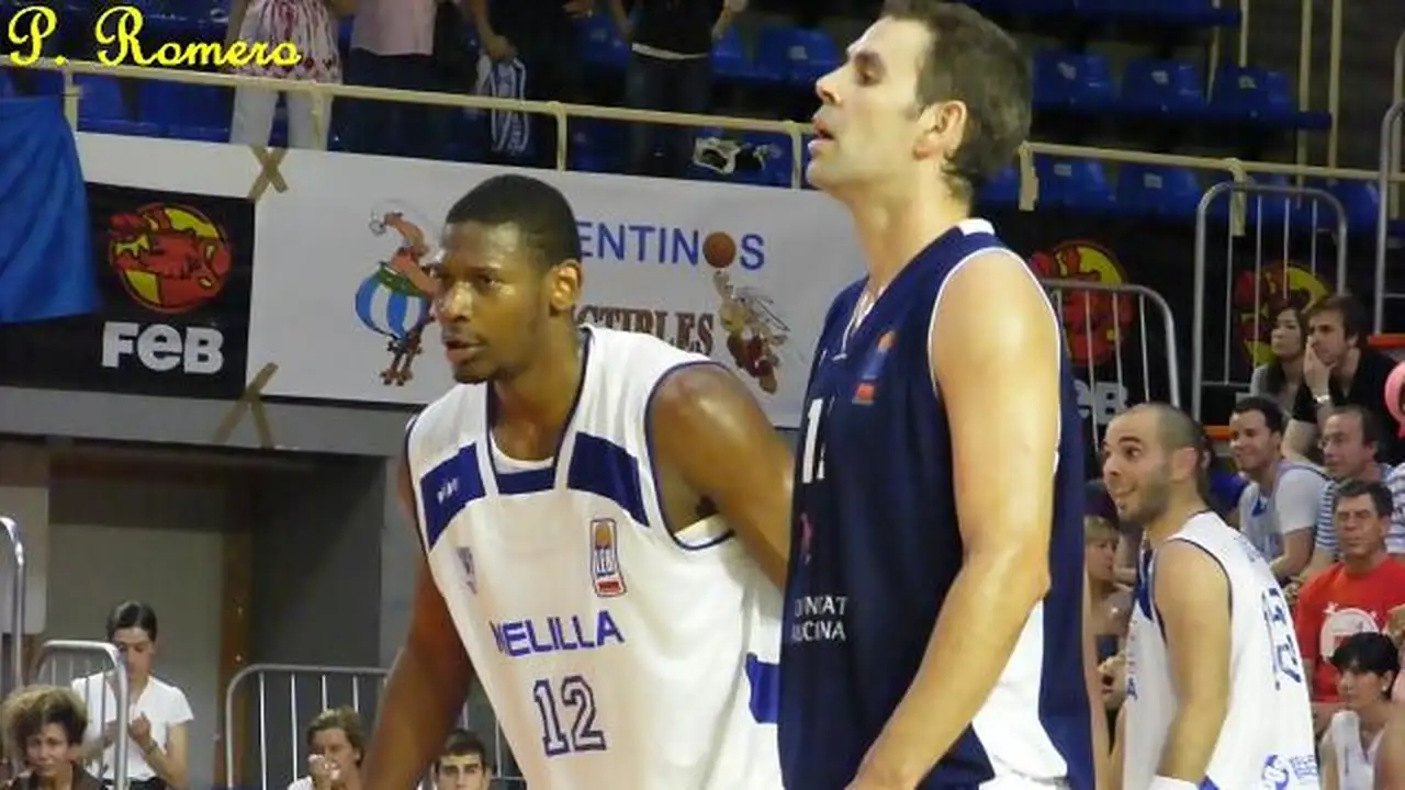 Mercado LEB Oro: Giorgios Dedas completa la línea exterior de Cáceres 2016 y Cuthbert Victor completa el trasvase Melilla-Menorca