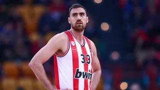 Nikola Milutinov estará dos meses de baja y estos son los candidatos para sustituirle