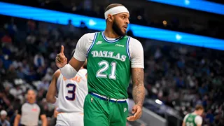 Rumores NBA: Tres pistas para los Warriors en busca de un pívot