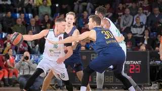 Unicaja atisba el drama blaugrana en el Palau (83-90)