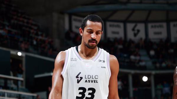 Pozzecco quiere descartar a dos jugadores en ASVEL