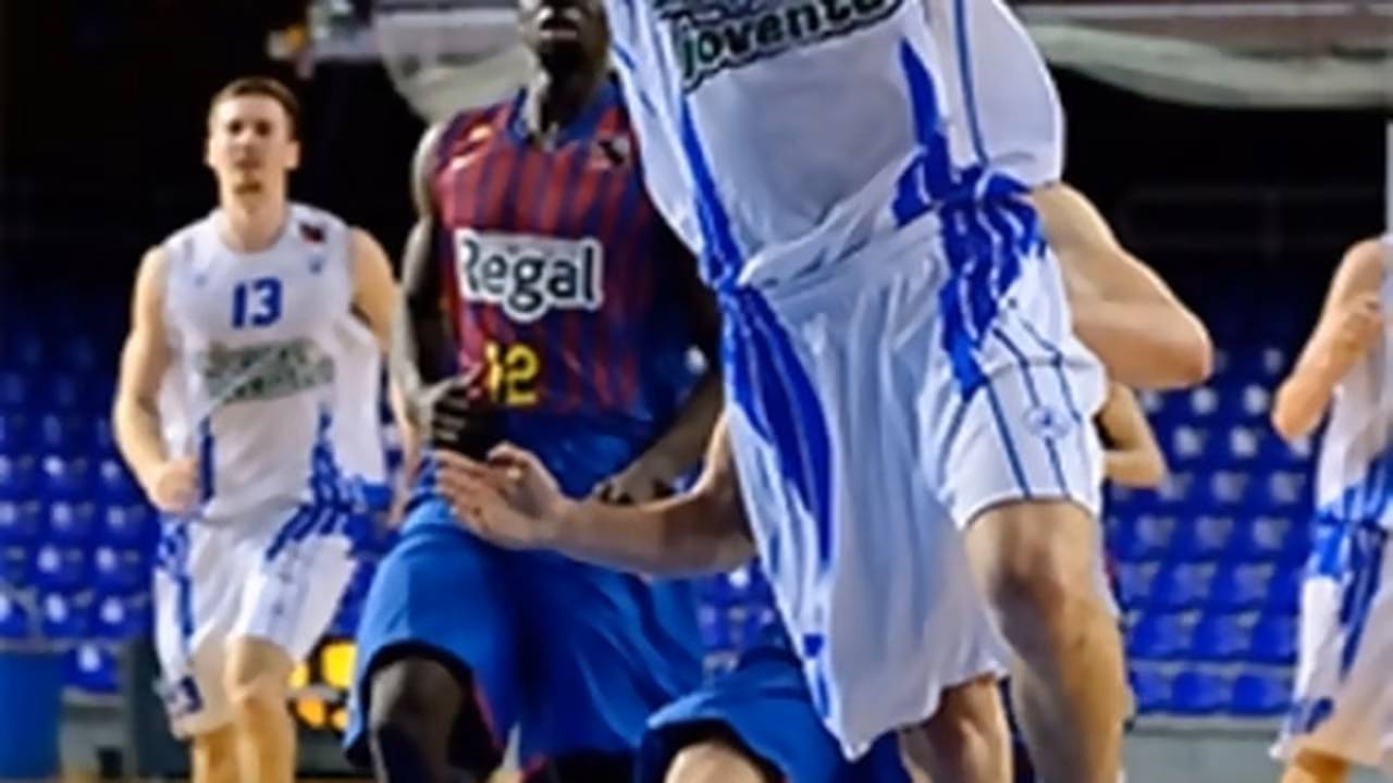 Radiografía de la crisis del baloncesto español (y III): situación de la Adecco Plata. Plasencia renuncia y otros cinco clubes apuran sus opciones; jugarán Vilagarcia y Castelló; muchas incógnitas aún